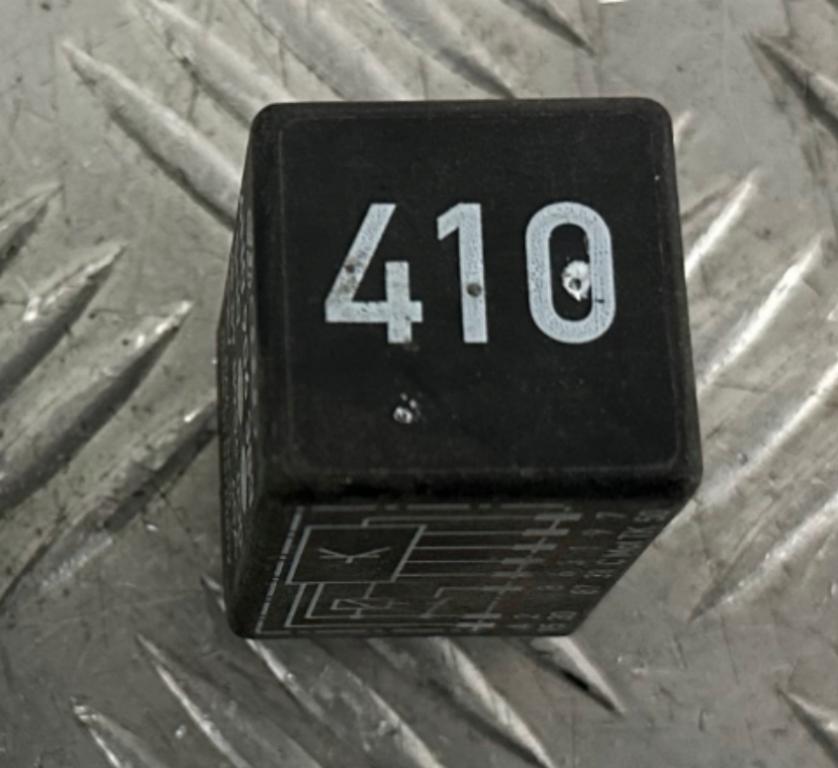 Volkswagen Polo III 6N 1994-2001 Relé 6N0906383 898956000