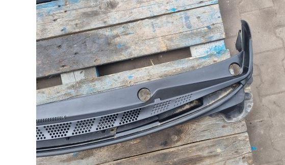 Kia Ceed II 2012-2018 hatchback 1.6 CRDI diesel D4FB MT 81 kW 2013  Torpédo (plast pod čelným sklom)