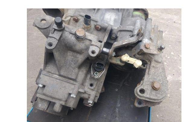 Volkswagen Caddy II 9K 1996-2004 hatchback 1.9 SDI diesel MT 47 kW 2002  Prevodovka manuálna AYQ