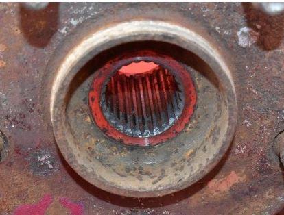 Toyota Rav4 II 2000-2005 hatchback 2.0 D4D diesel MT 85 kW 2004  Náboj kolesa predný ľavý