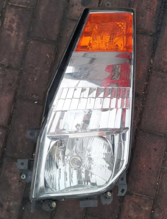 Renault Maxity 2007-   Svetlo predné ľavé