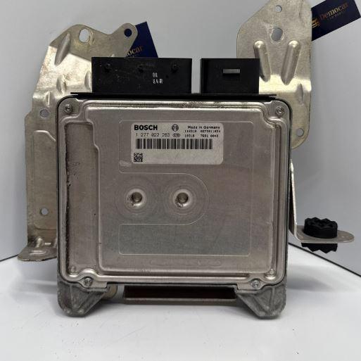 BMW X5 E70 2006-2013 hatchback 3.0 D diesel AT 225 kW 2011  Riadiaca jednotka motora 0273011034 , 1277022263