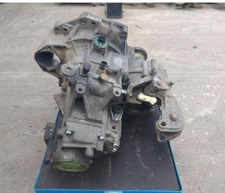 Volkswagen Caddy II 9K 1996-2004 hatchback 1.9 SDI diesel MT 47 kW 2002  Prevodovka manuálna AYQ