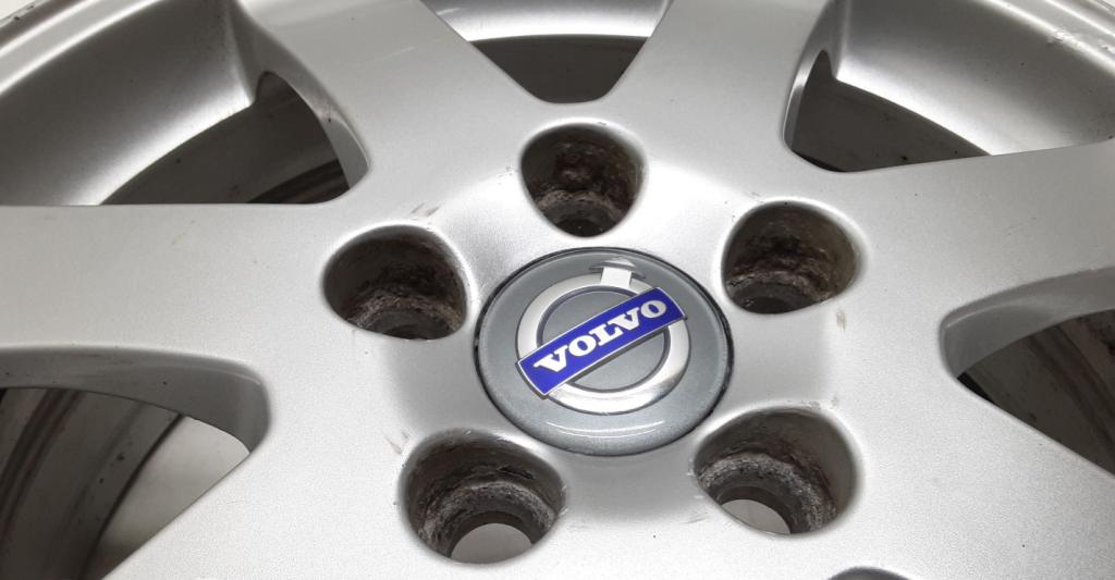 Volvo S40 II 2004-2012 sedan 1.6 diesel 80 kW 2006  Hliníkový disk 30671412