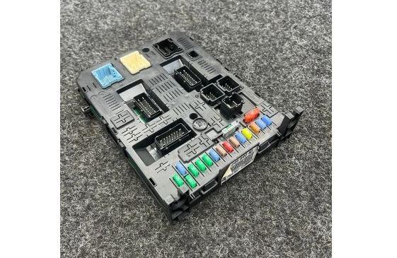 Citroen C4 I 2004-2011 hatchback 1.6 16v petrol MT 80 kW 2005  Modul BSI 9664969080