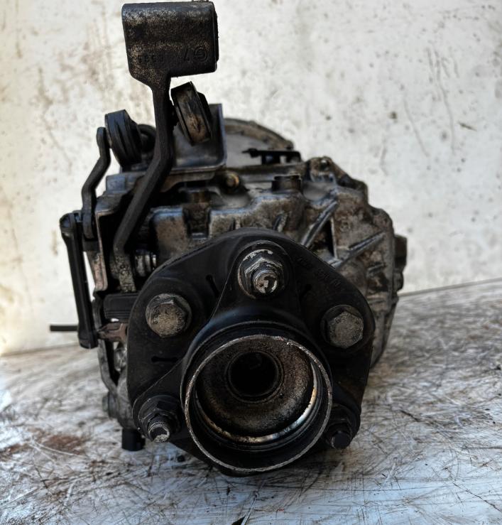 Ford Transit MK8 2014-2023 2.0 EcoBlue TDCi (RWD) Prevodovka manuálna GK3R7003GB