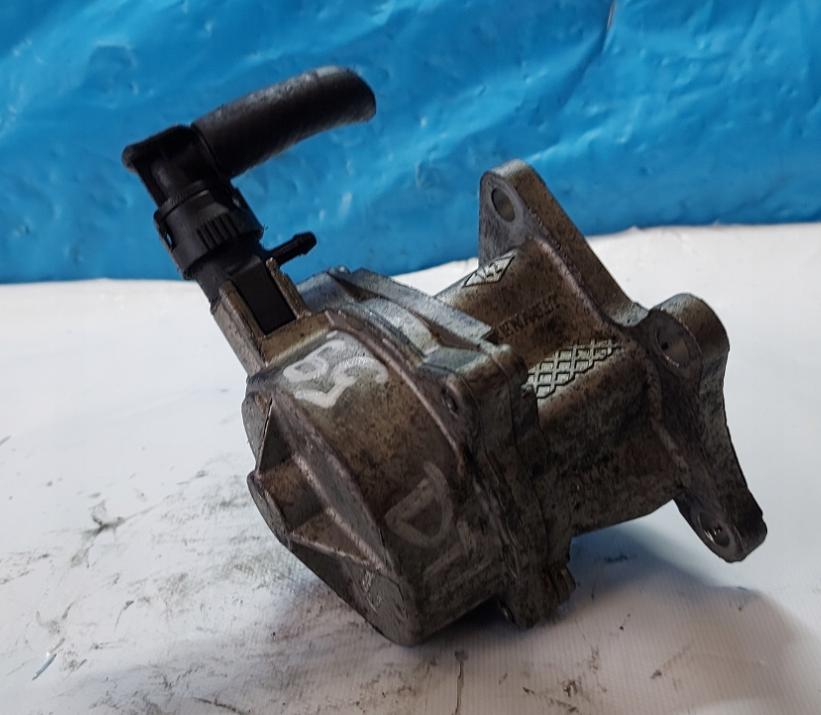 Renault Scenic I 1996-2003 hatchback 1.9 DCI diesel 75 kW 2002  Vákuová pumpa 72117222C
