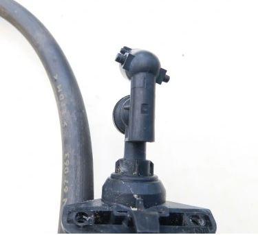 Volkswagen Bora sedan 1.9 TDI diesel MT 85 kW 2001  Tryska (dýza) ostrekovača predná 1J0955978A