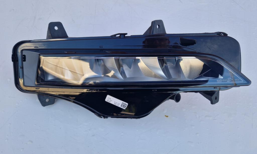 Skoda Octavia IV 2020- combi   Hmlové svetlo (hmlovka) predné pravé 5E3941700