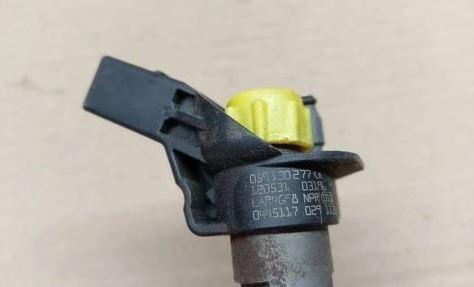 Audi A7 4G 2010-2018 hatchback 3.0 TDI diesel Crt AT 200 kW 2015  Vstrekovač paliva 059130277CK