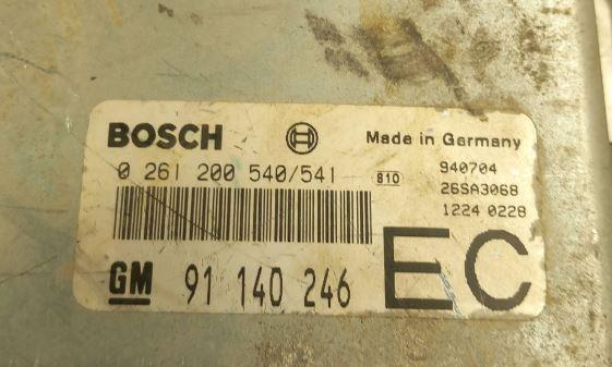 Opel Frontera A 1992-1998 hatchback 2.4 petrol MT 92 kW 1994  Riadiaca jednotka motora 0261200540 91140246