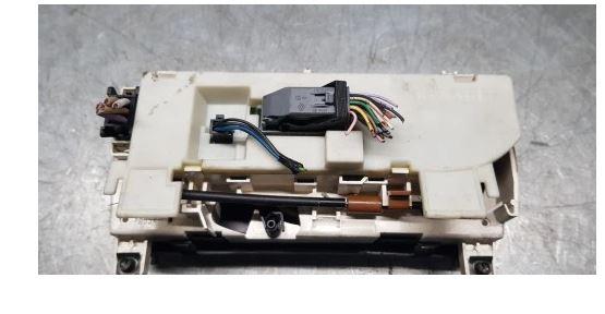 Renault Laguna II 2001-2007 combi 1.9 DCI diesel MT 88 kW 2003  Panel kúrenia/klimatizácie 524851189