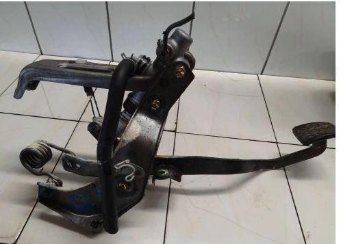 Toyota Avensis Verso 2001-2009 hatchback 2.0 D4D diesel 85 kW 2002  Spojka ostatné OKL12131