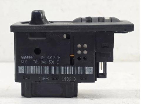 Volkswagen Transporter T4 1990-2003 hatchback 2.5 TDI diesel MT 75 kW 2001  Prepínač svetiel 701941531E 1A