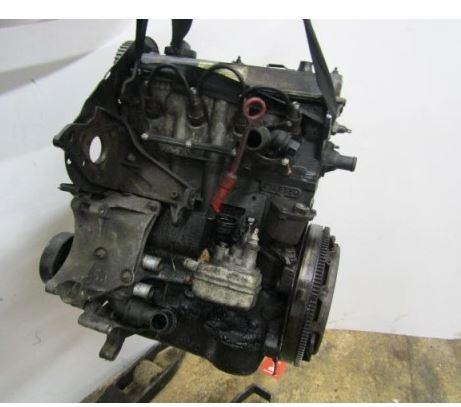 Volkswagen Passat B3 1988-1993 combi 1.9 TD diesel MT 55 kW 1993  Motor diesel AAZ