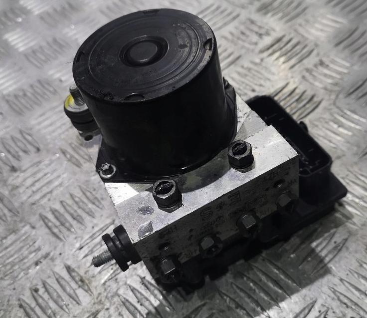 Skoda Fabia II 2007-2014 hatchback 1.2 Pumpa ABS 6R0907379AA 0265239006 0265955010