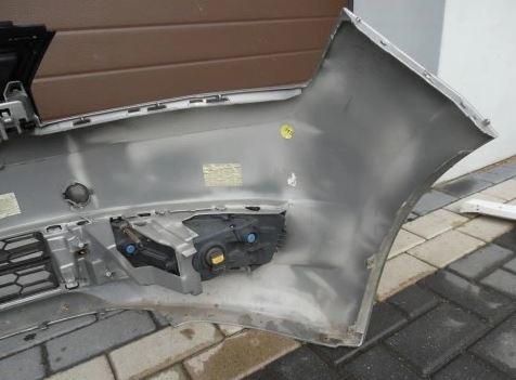 Skoda Rapid 2012-2019 hatchback 1.2 TSI petrol MT 77 kW 2012  Nárazník predný