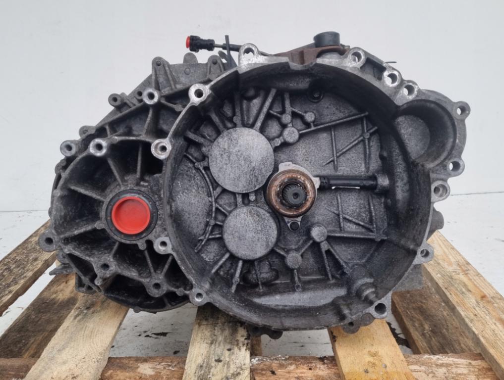 Volvo V70 III 2007-2016 combi 2.4 D diesel MT 120 kW Prevodovka manuálna 30783235 6G9R-7002-LF