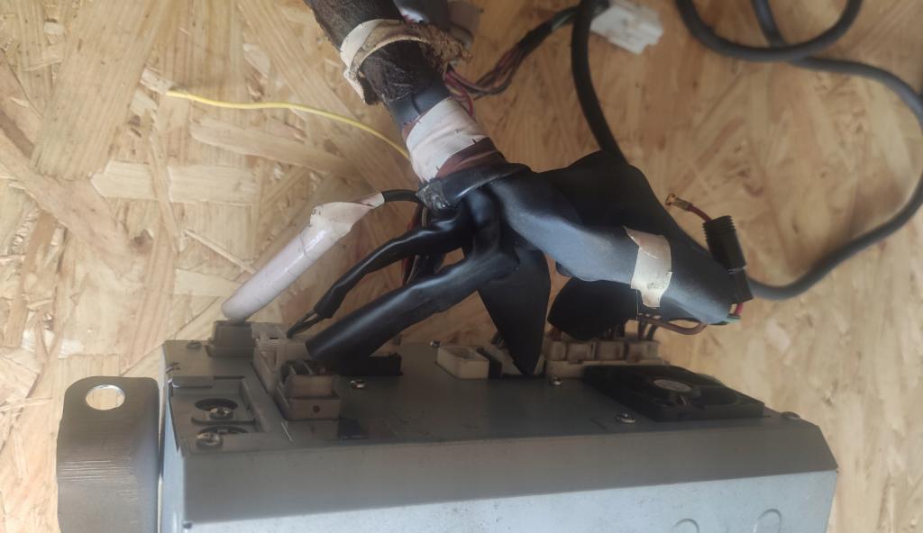 Toyota Corolla Verso II 2004-2009 Rádio 86120-64010-EX