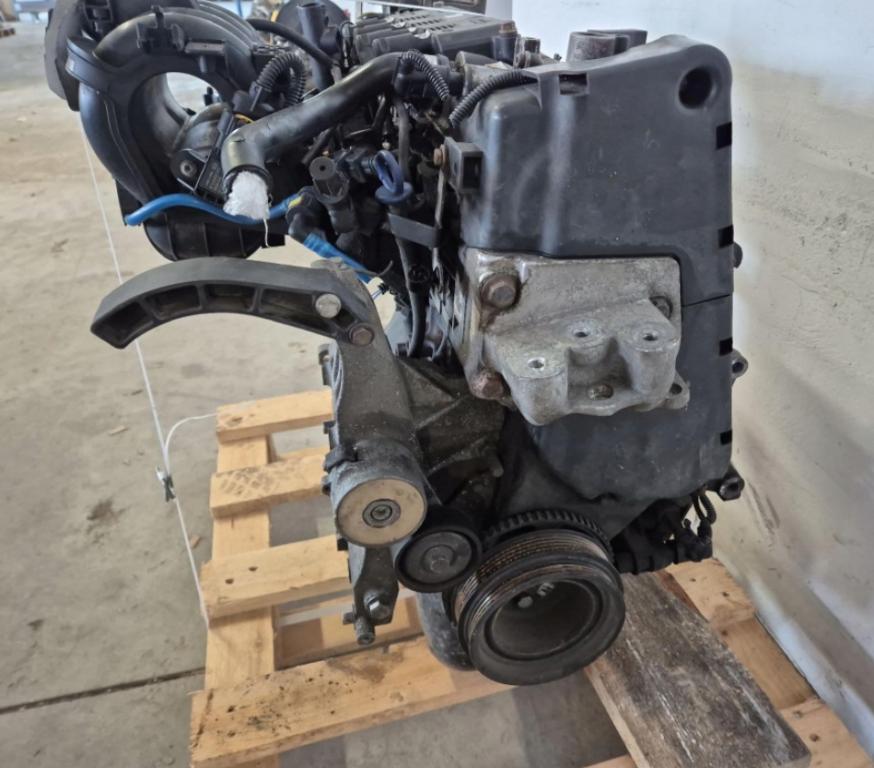 Fiat Linea sedan 1.4 8v petrol MT 57 kW 2007  Motor benzín +LPG  350A1000