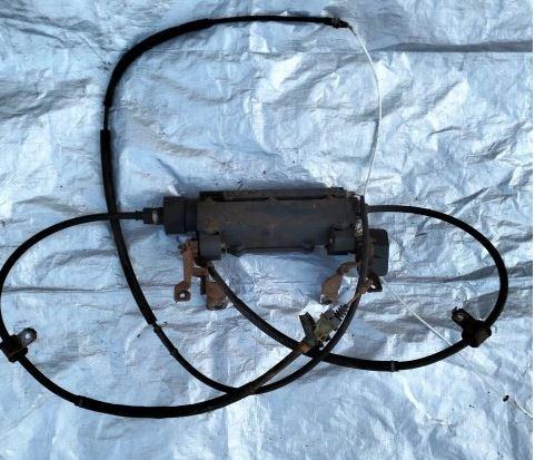 Citroen C5 II 2008-2017 combi 2.0 HDI diesel AT 120 kW 2010  Ručná brzda elektrická 9687473180