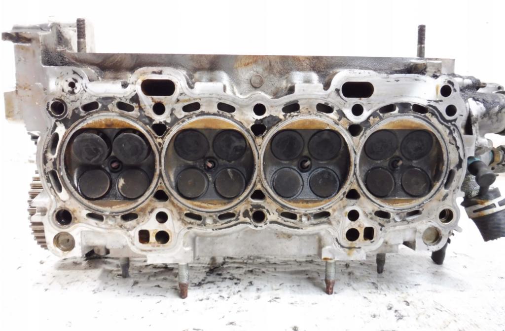 Ford Puma hatchback 1.7 16v petrol MT 92 kW  Hlava valcov