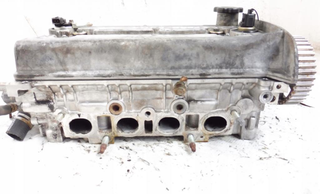 Ford Puma hatchback 1.7 16v petrol MT 92 kW  Hlava valcov