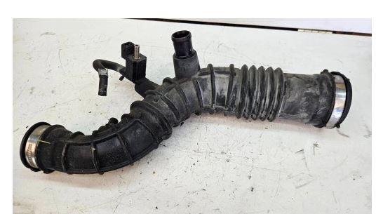 Renault Megane III 2008-2016 combi 1.2 TCE petrol MT 97 kW 2015  Hadica chladenia vzduchu 165761904R