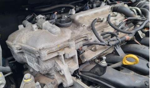 Toyota Corolla E15 2007-2014 sedan 1.6 VVTi 16v petrol 91 kW 2008  Motor benzín