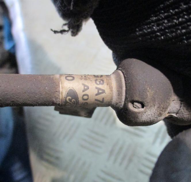 Ford Focus Mk1 1998-2004 1.6 petrol MT 74 kW  Rúrka servočerpadla 98AG3A719EK