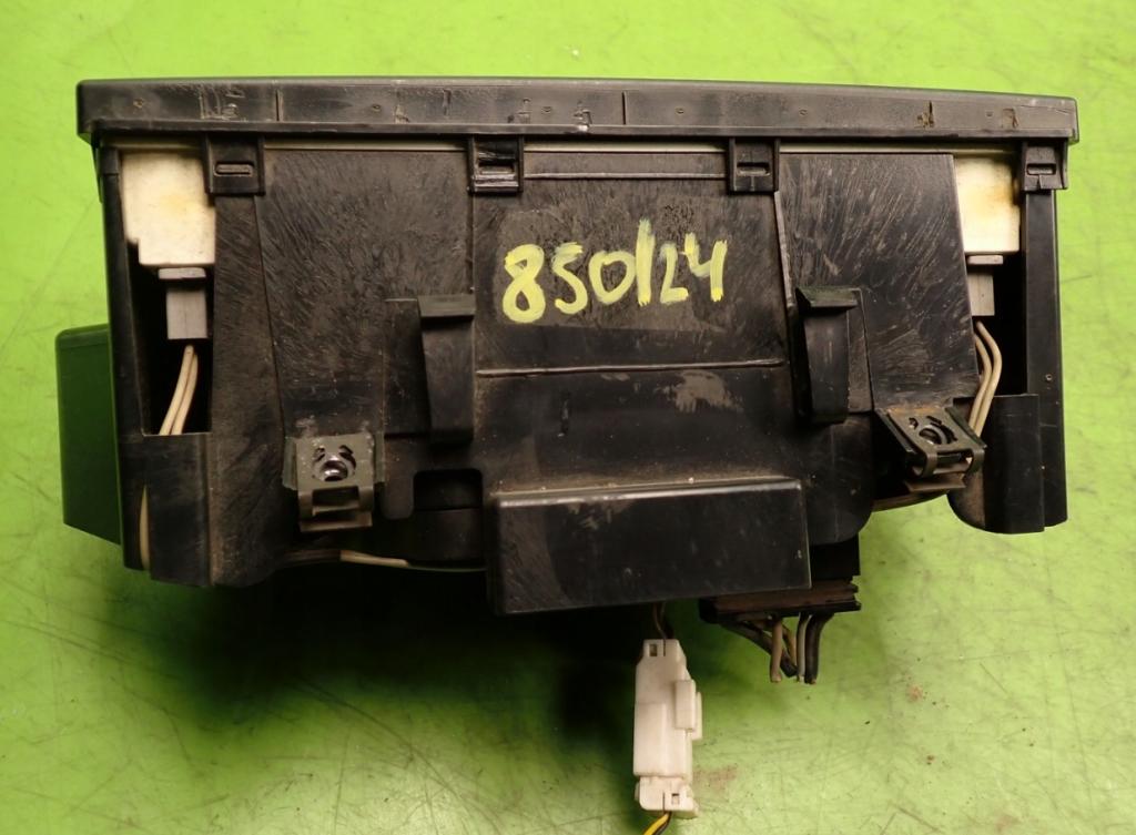 Peugeot Boxer II 2006-2018 2.2 HDI diesel 88 kW 2008  Panel kúrenia/klimatizácie 168340200