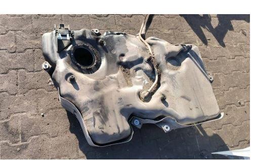 Skoda Superb III 2015-2024 combi   Palivová nádrž 3Q020101