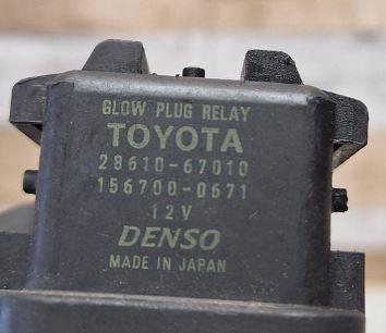 Toyota Auris II 2012-2018 hatchback 1.4 D4D diesel 66 kW 2014 Relé 2861067010 1567000671 2860126030