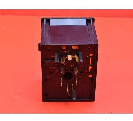 Opel Astra II 1998-2009 combi 2.0 DTI diesel MT 74 kW 1999  Prepínač svetiel 09180770 ; 09181041