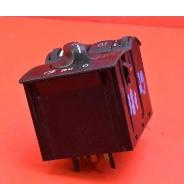 Opel Astra II 1998-2009 combi 2.0 DTI diesel MT 74 kW 1999  Prepínač svetiel 09180770 ; 09181041