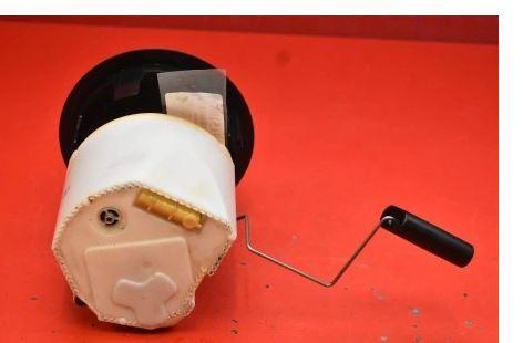 Peugeot 508 2010-2018 sedan 1.6 HDI diesel AT 88 kW 2017  Palivové čerpadlo 9677538680