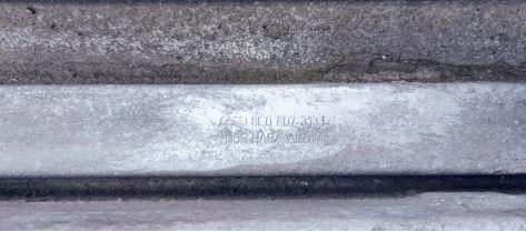 Audi A4 B7 2004-2008 sedan 2.0 petrol MT 96 kW 2006  Výstuha zadná 8E0807313L