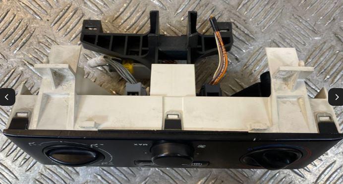 Peugeot 406 sedan 2.2 HDI diesel MT 98 kW 2003  Panel kúrenia/klimatizácie 658634F 69360001 393A3Y