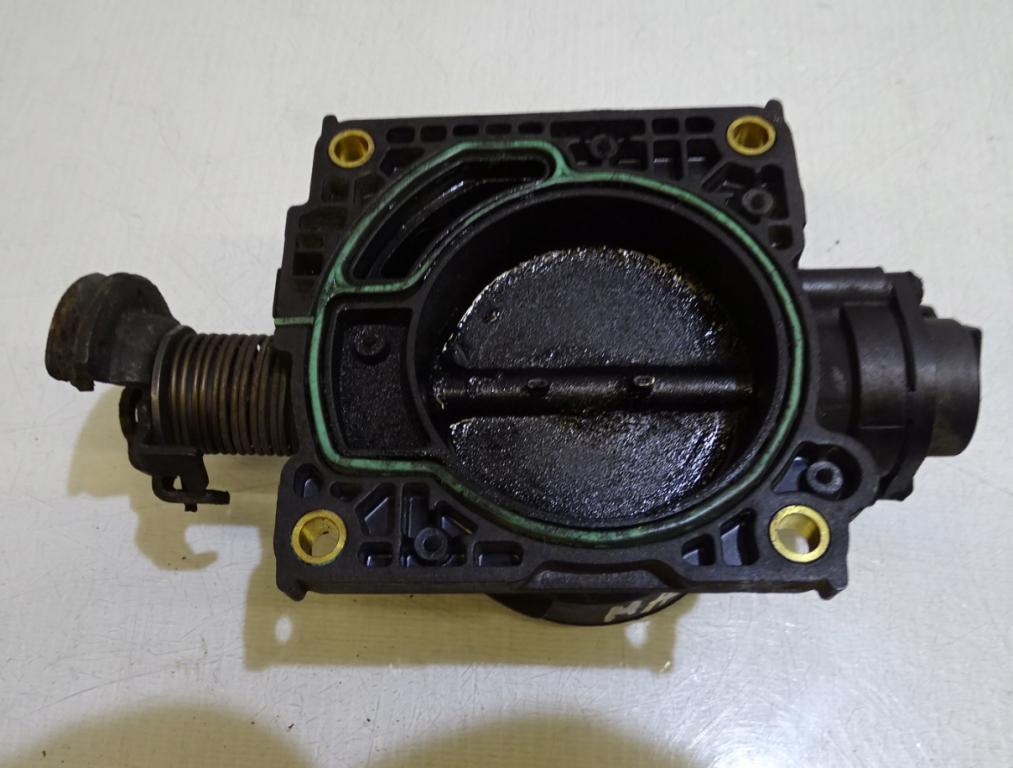 Mazda 5 2005-2010 hatchback 1.8 16v petrol MT 85 kW 2005  Škrtiaca klapka IS7U-9E927-CB