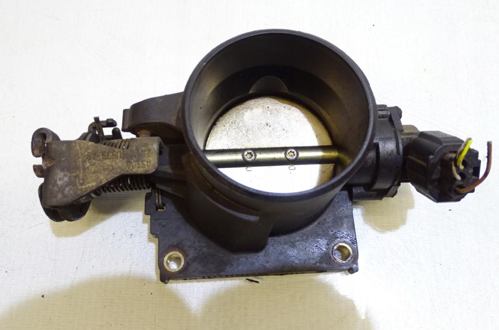 Mazda 5 2005-2010 hatchback 1.8 16v petrol MT 85 kW 2005  Škrtiaca klapka IS7U-9E927-CB