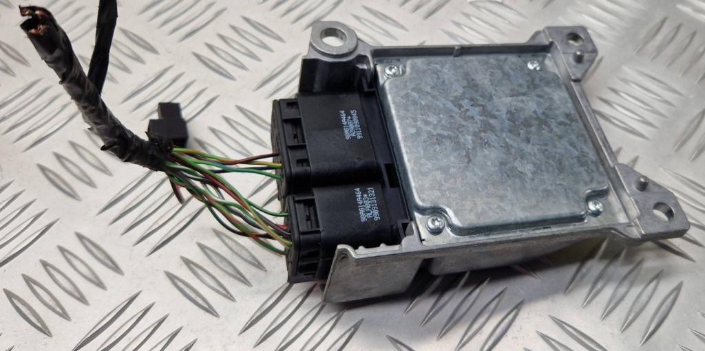 Ford Focus Mk1 1998-2004 hatchback 1.8 D diesel MT 66 kW 2001  Riadiaca jednotka airbagu 98AG14B056AF