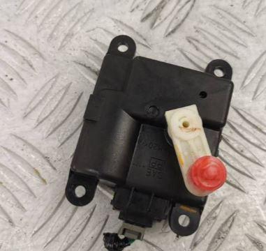 Honda Civic VIII 2006-2011 sedan 1.8 16v petrol MT 103 kW 2007  Motorček kúrenia A24850A3710001 070126D