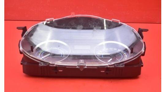 Toyota Auris II 2012-2018 combi 1.8 Hybrid gasoline, electric AT 73 kW 2013 Prístrojová doska 83800-0ZW31