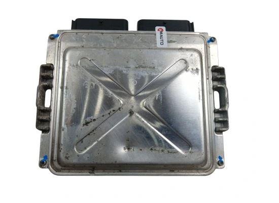 Dacia Logan II 2012-2020 combi 0.9 TCE petrol MT 66 kW 2017  Riadiaca jednotka motora 616000395