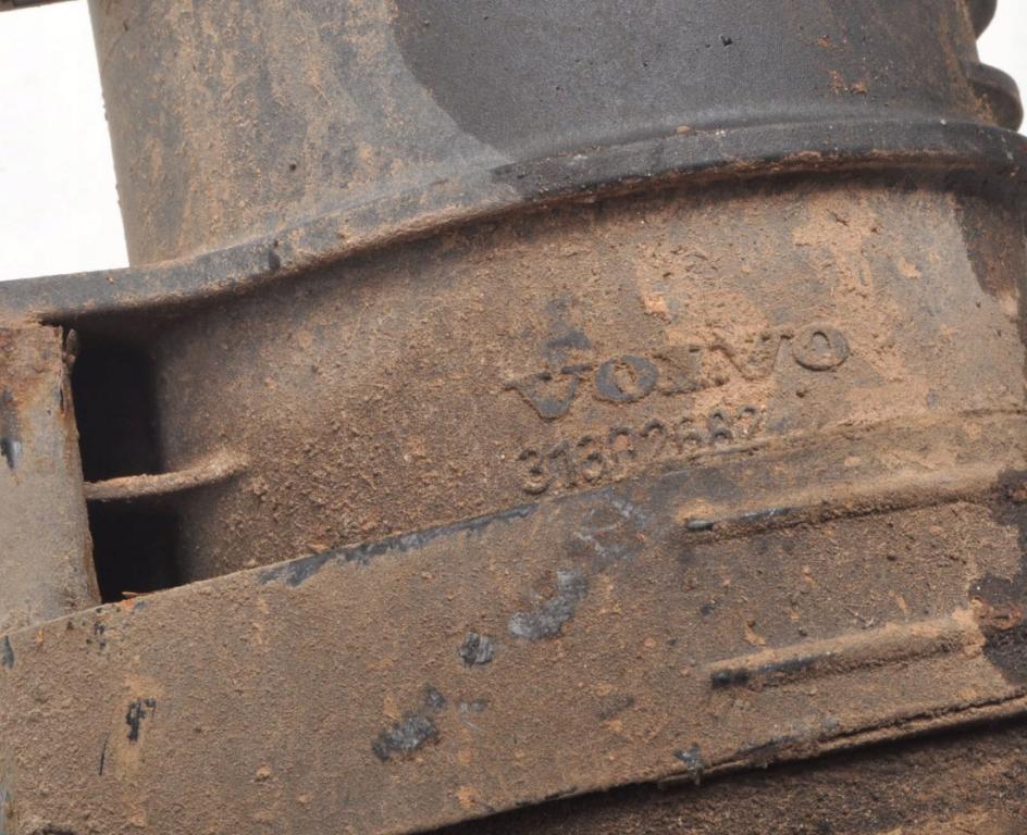 Volvo XC60 I 2008-2017 suv 2.0 diesel 181 kW 2013  Obal palivového filtra 6650473220