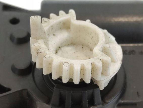 Volkswagen Golf VII 2012-2020 combi 2.0 TDI diesel MT 110 kW 2015  Motorček kúrenia 5Q0907511K