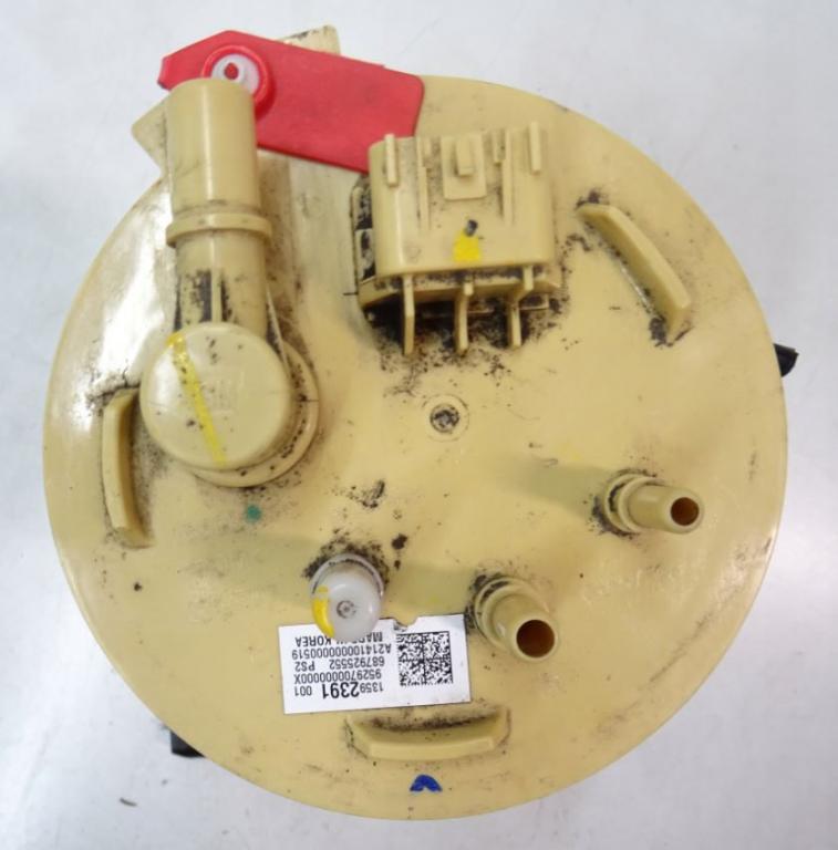 Opel Mokka A 2012-2019 hatchback 1.8 16v petrol MT 92 kW 2001  Palivové čerpadlo 13503108A