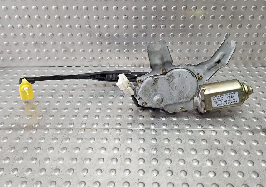 Hyundai Matrix Motorček stieračov zadný 98700-17000