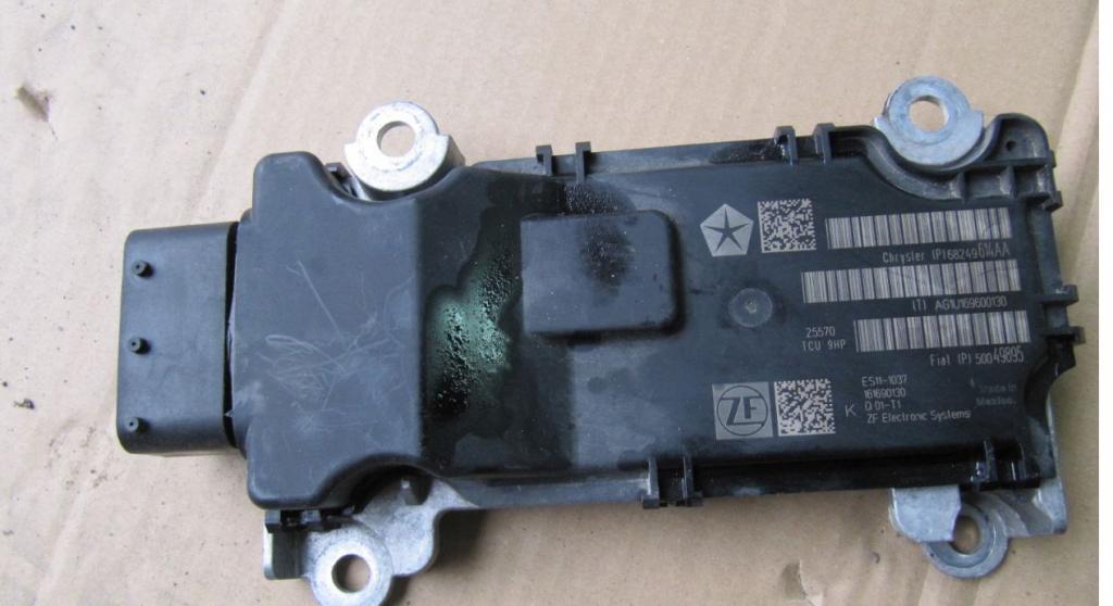 Jeep Renegade 2014- hatchback 2.0 CRD diesel MT 103 kW 2015  Riadiaca jednotka prevodovky 68249614AAriad