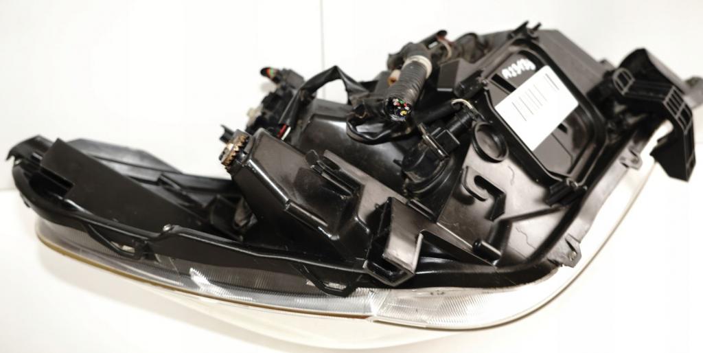 Toyota Verso 2009-2018 hatchback 1.6 16v petrol MT 97 kW 2017  Svetlo zadné ľavé